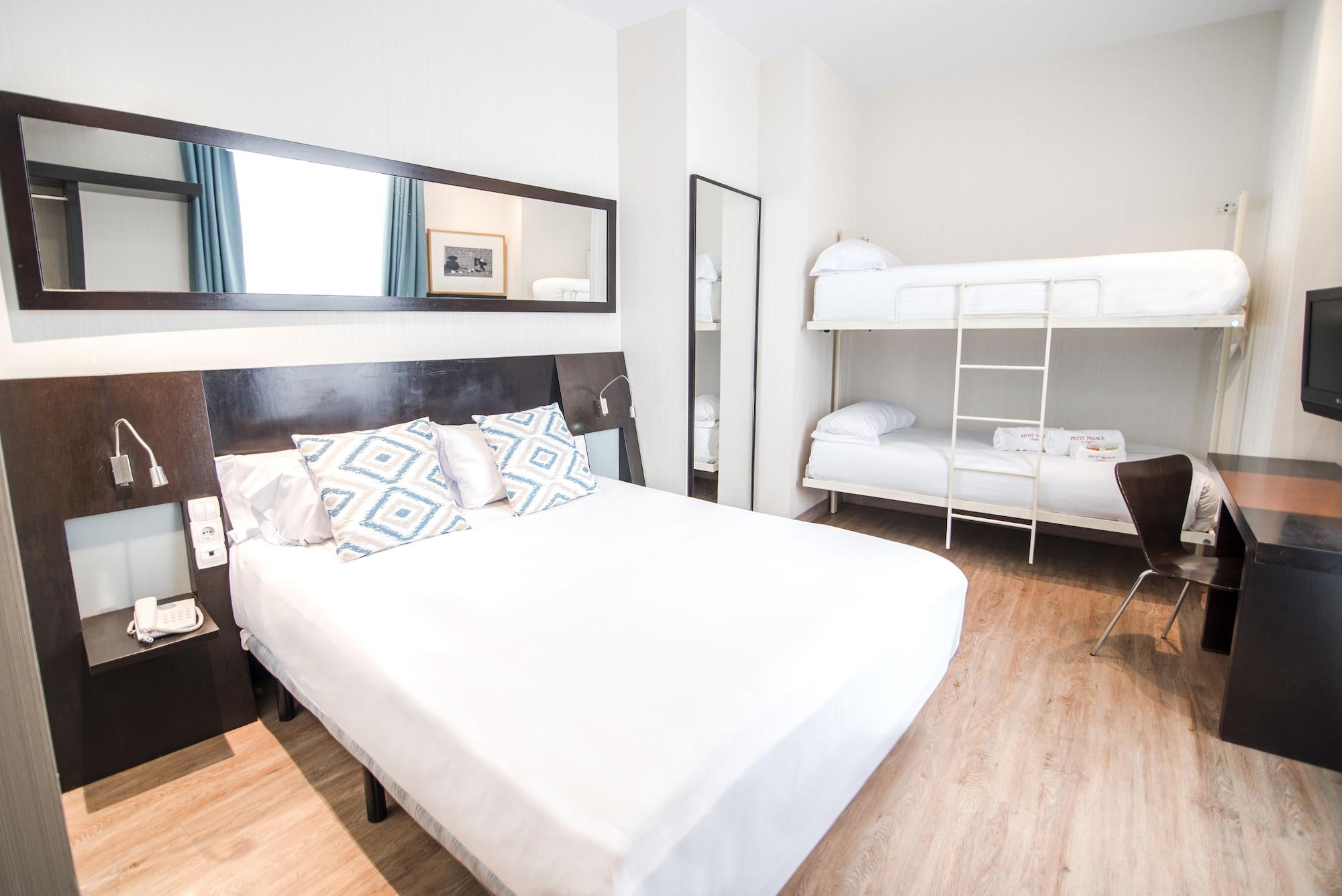 Petit Palace Plaza De La Reina Valencia Ngoại thất bức ảnh