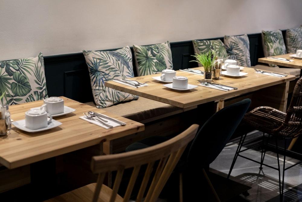Petit Palace Plaza De La Reina Valencia Ngoại thất bức ảnh