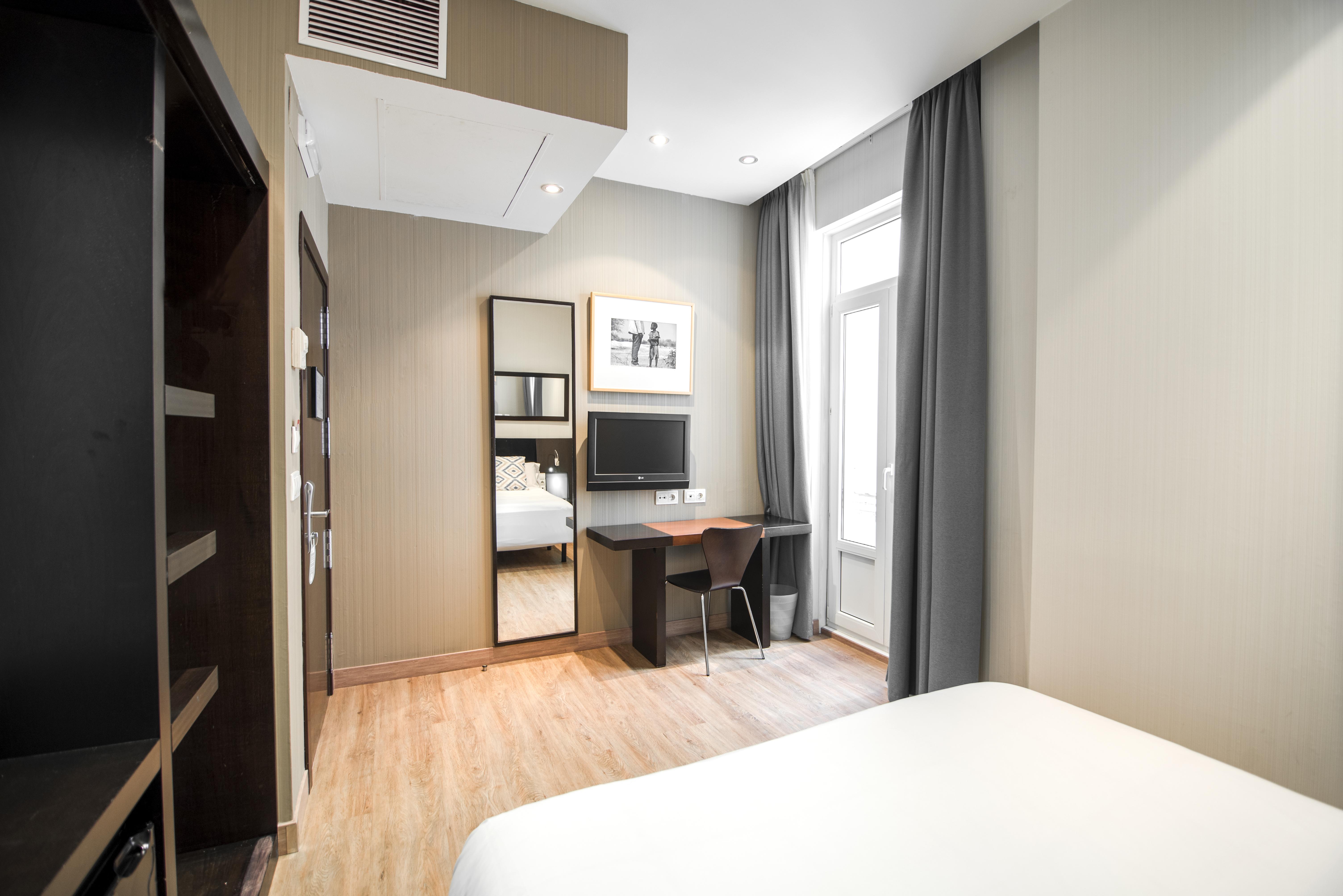 Petit Palace Plaza De La Reina Valencia Ngoại thất bức ảnh