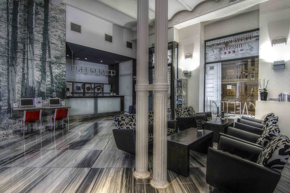 Petit Palace Plaza De La Reina Valencia Ngoại thất bức ảnh
