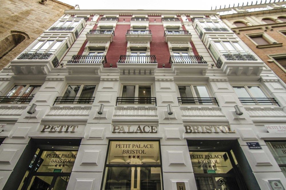Petit Palace Plaza De La Reina Valencia Ngoại thất bức ảnh